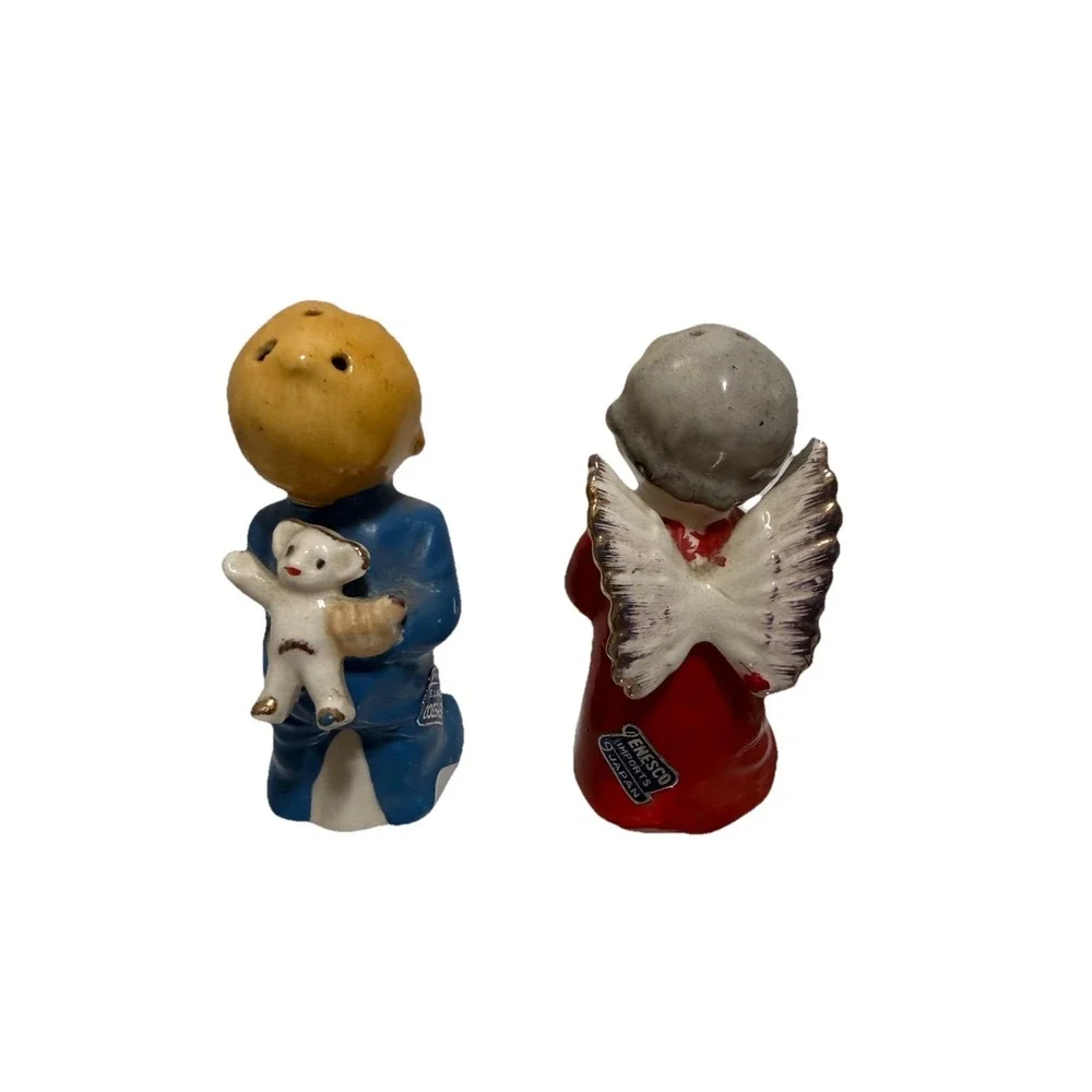 VTG Japan Kissing Baby Angel ‎ & Boy S & P Shaker w/ Orig Stickers Figurine